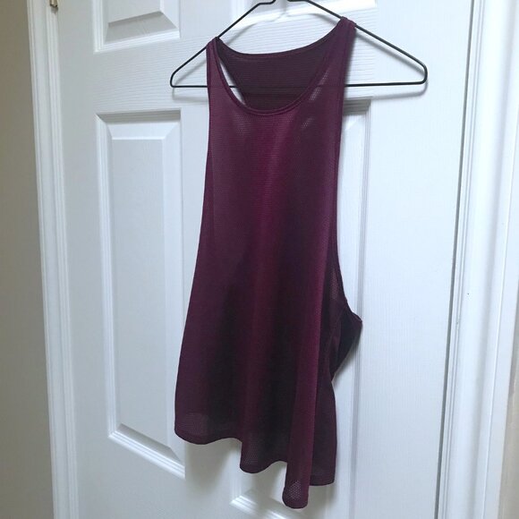 SEE VIDEO Cute Lululemon Tank in Burgundy Maroon Purple - Picture 8 of 8